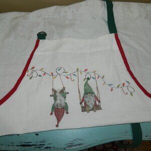 Pottery Barn Forest Gnome Christmas Cooking Apron (O-7)